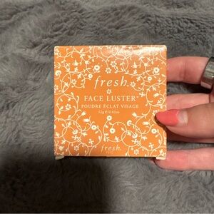 Fresh Face Luster Radiant Powder — Rio Samba